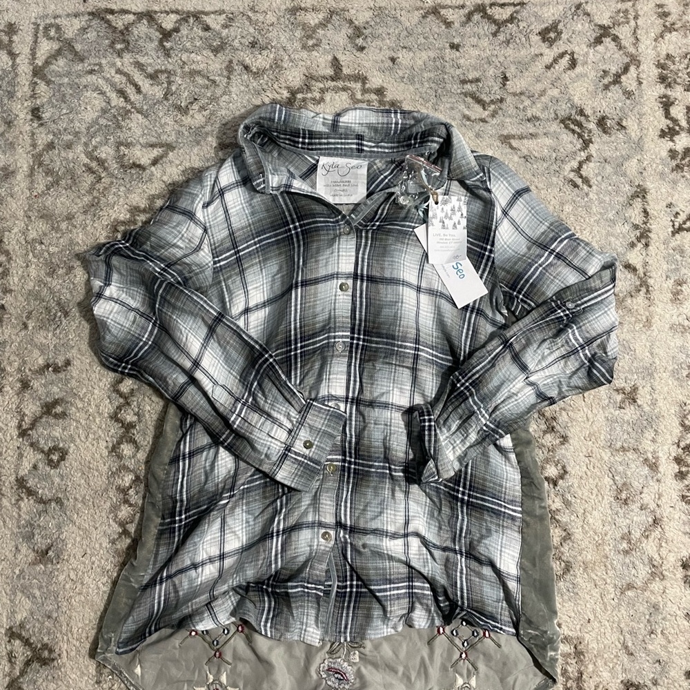 NEW flannel TAGS ON